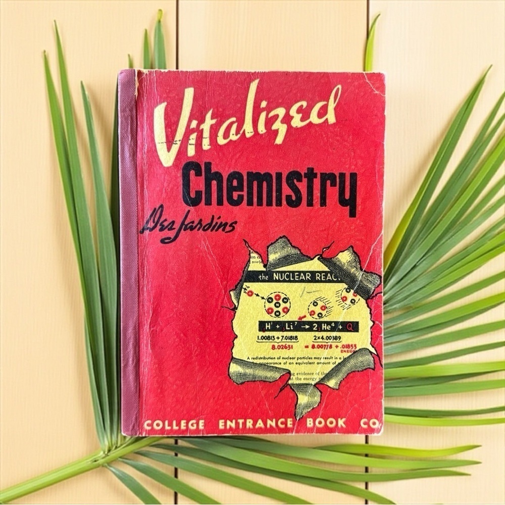 VINTAGE Vitalized Chemistry in Graphicolor – Softcover – Color Illustrated